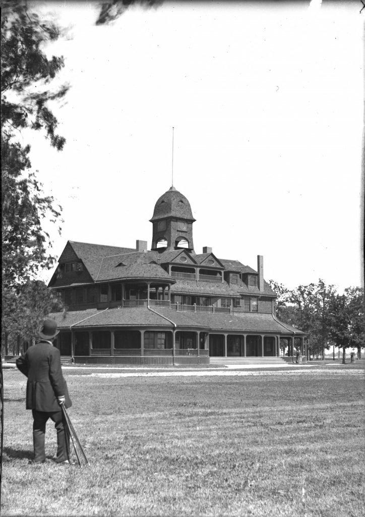 The wooden Belle Isle casino